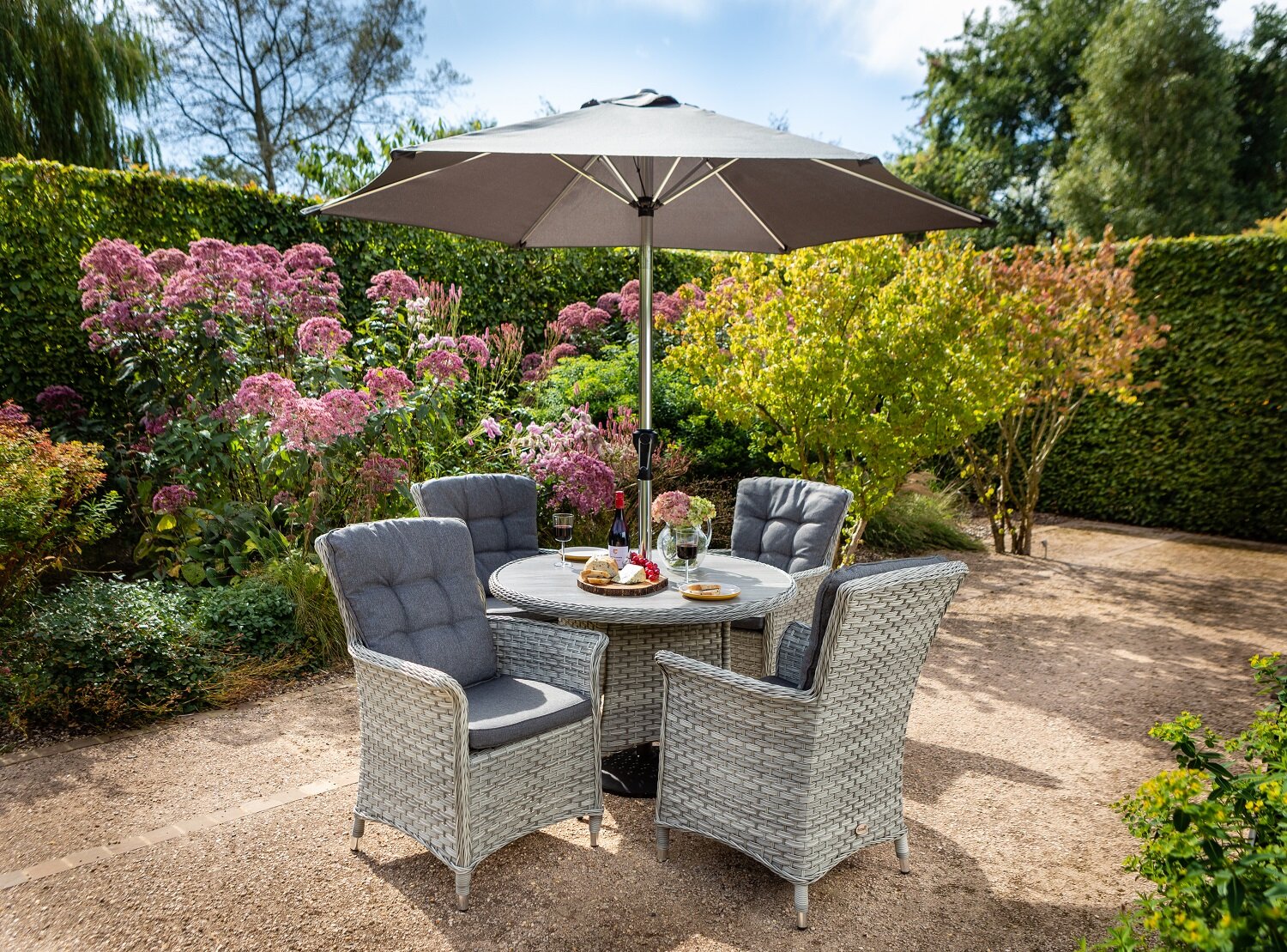 Heritage 4 Seat Round Set Welland Vale Garden Inspirations Uppingham