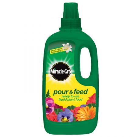 Miracle Grow Pour & Feed 1L