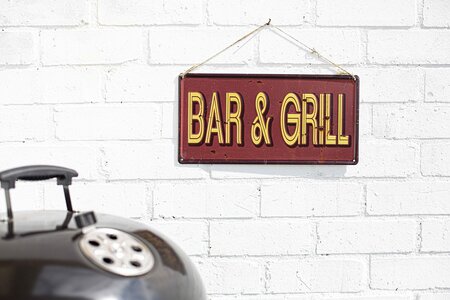 Bar & Grill Sign